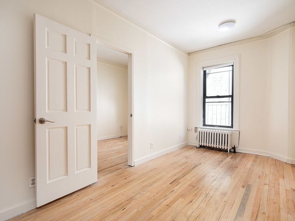 1st image of 161 Prince St APT 4