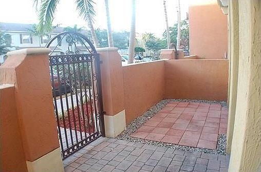 3rd image of 3447 Merrick Ln #3447