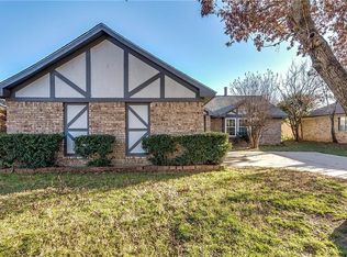 3405 Creekwood Ln, Fort Worth, TX 76123