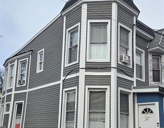 3rd image of 189 Duane Street