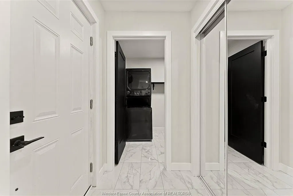 1923 George Ave — Photo 3