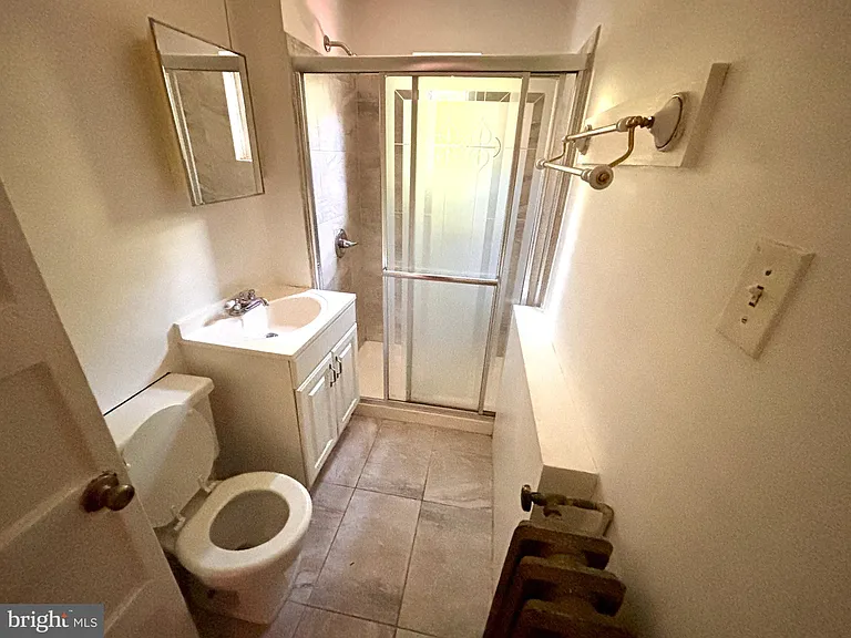 1723 Mount Vernon St #1R — Photo 8