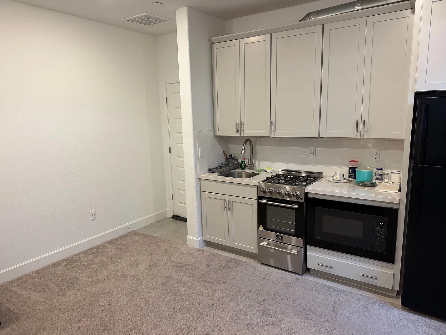 Velvet Grove Ct, Folsom — Photo 1