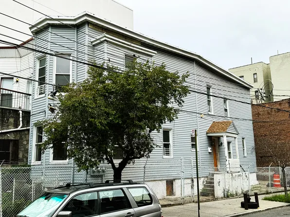 2249 Bassford Avenue image 11 of 11