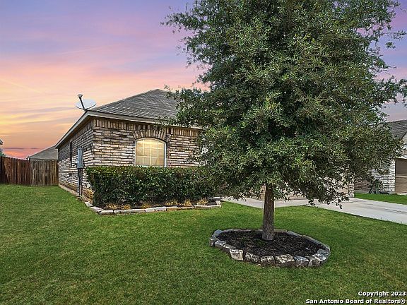 4th image of 6180 DAISY WAY