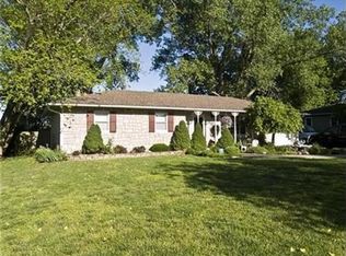 407 Westview Rd, Mc Louth, KS 66054