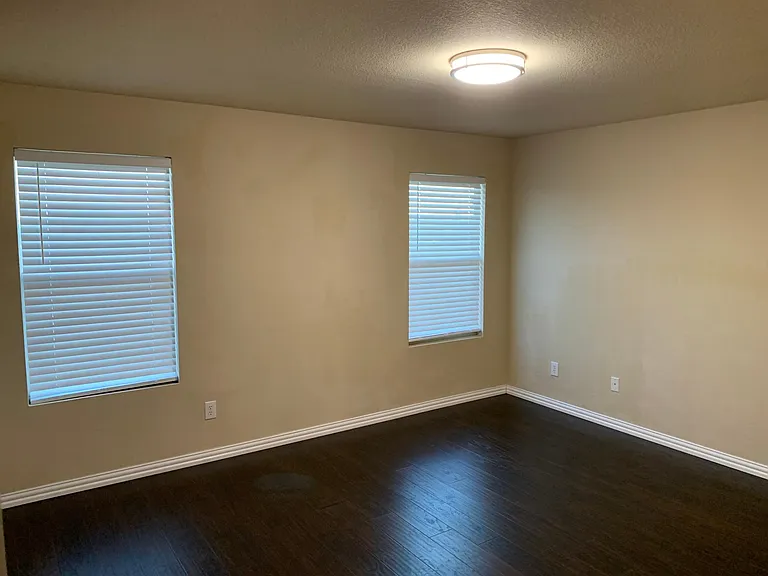 1113 Antoinette Dr — Photo 12