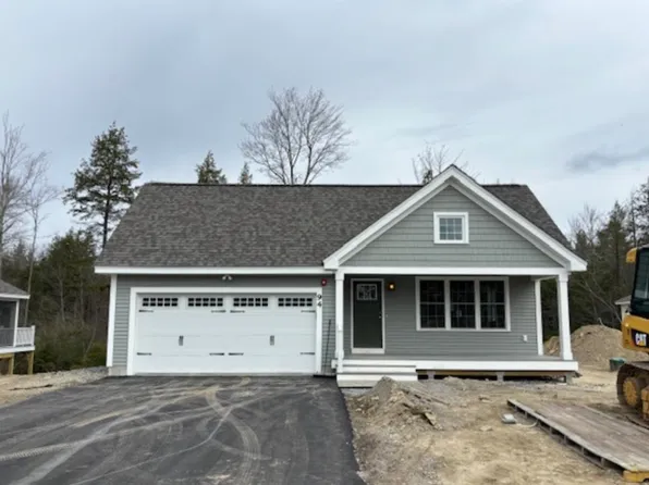 94 Three Ponds Drive #94, Brentwood, NH 03833