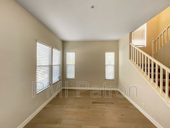 4th image of 9450 Arbor Ln