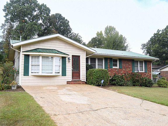 3rd image of 4218 Perkerson Dr