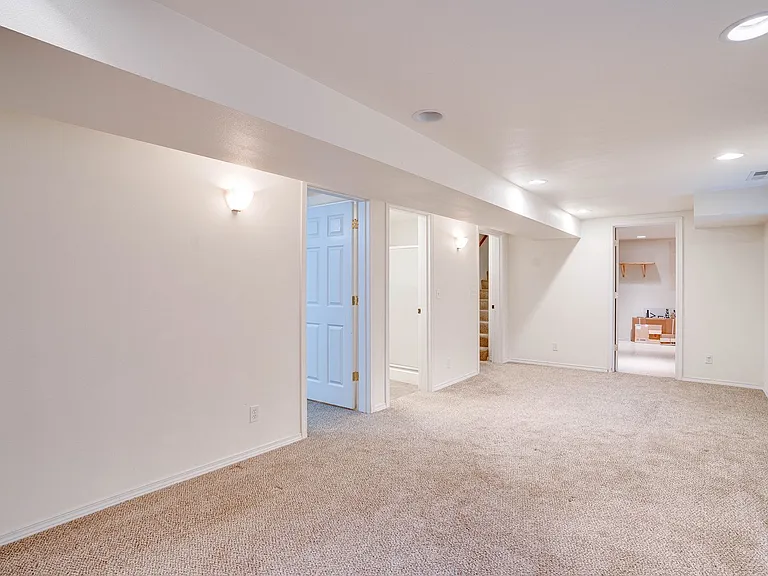 6520 21st Ave NW — Photo 14