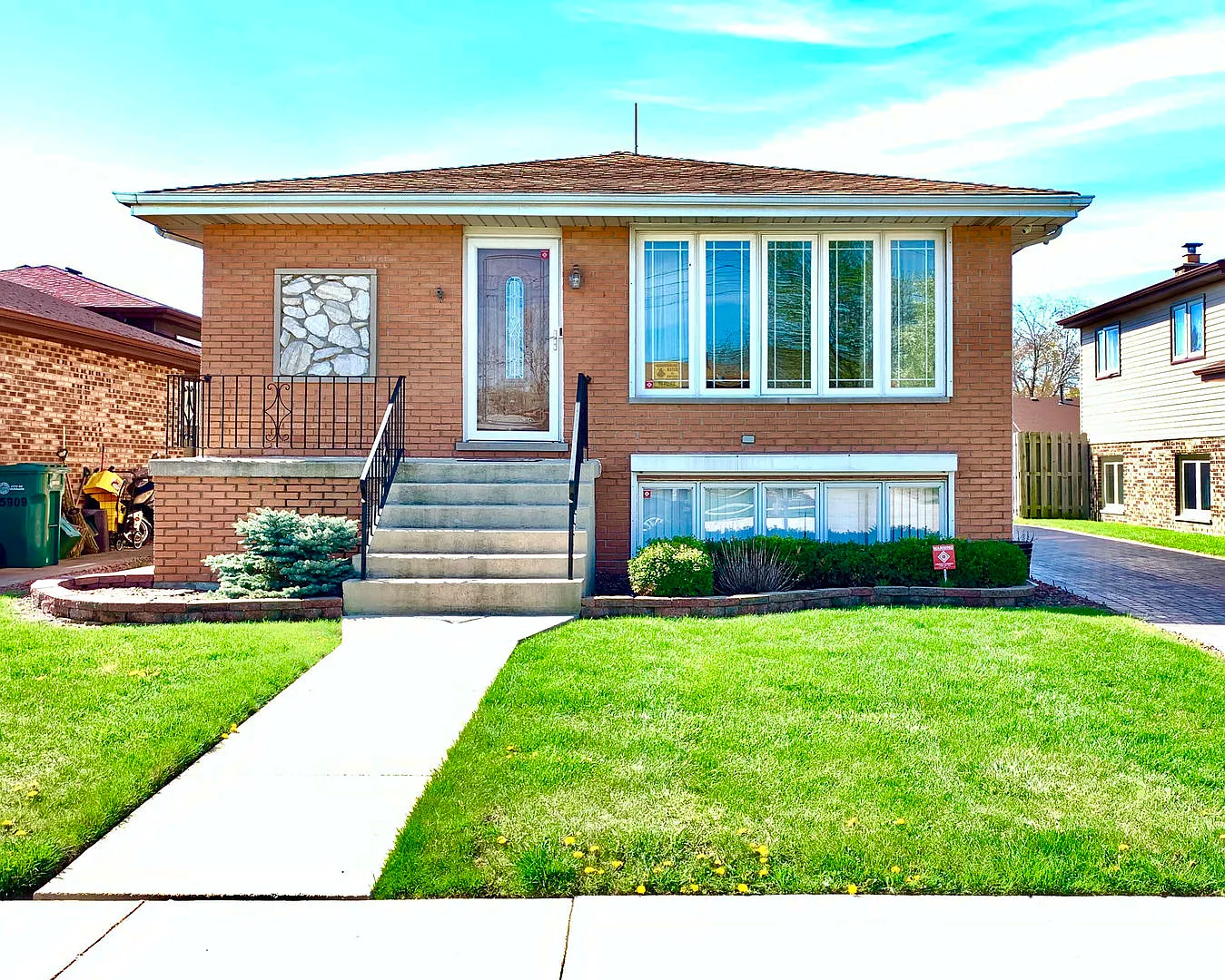 5911 W 75th Pl photo 1