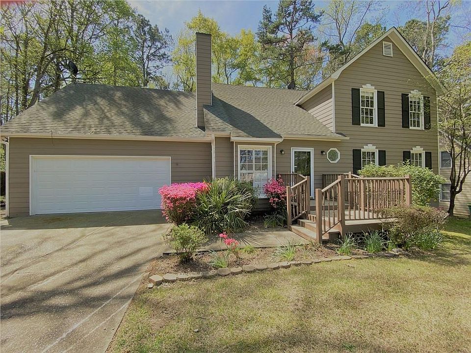 1st image of 2417 Tammeron Dr SW