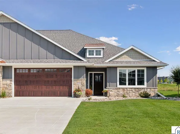 520 Fontaine Trl, Mankato, MN 56001