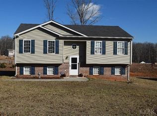 1079 Izaak Walton Rd, Madison Heights, VA 24572