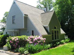 21 Hubbard Rd #3, Wilton, CT 06897