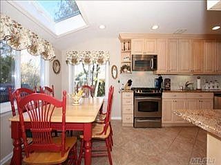 2nd image of 30 Orange Dr