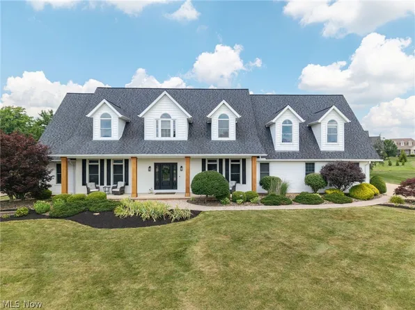 6356 Highland Green Dr, Medina, OH 44256