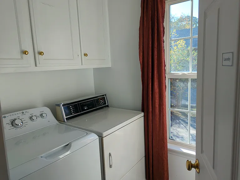 3104 Rosewood Dr — Photo 36