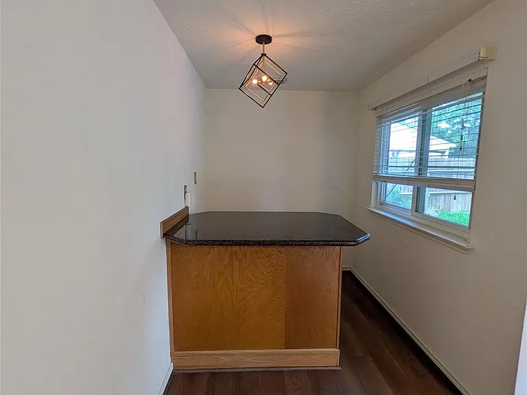 17054 Cairnlassie St — Photo 10
