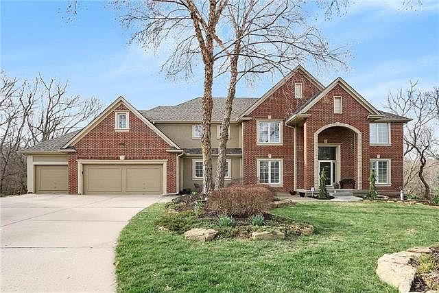 1st image of 5816 NW Hickory Pl