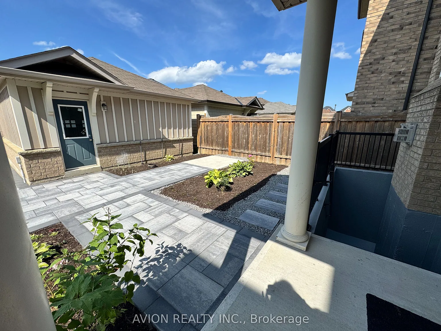 2 bed, $1,850 — Photo 2