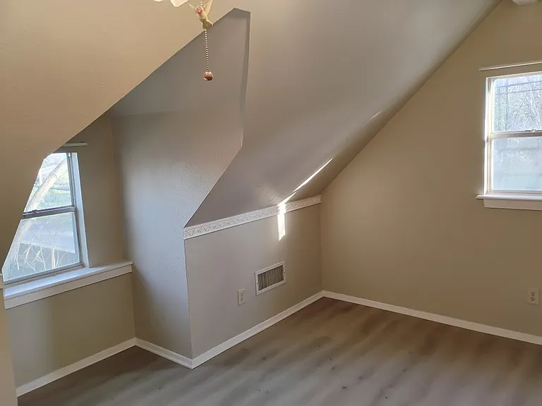 504 N Newsom St #2 — Photo 22
