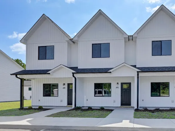 421 Blue Bluff Ln, Jacksonville, NC 28540
