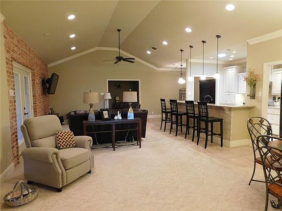 AMAZING OPEN CONCEPT.