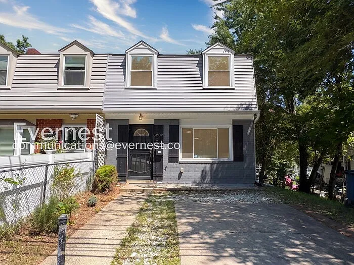 8202 Sheriff Rd — Photo 1