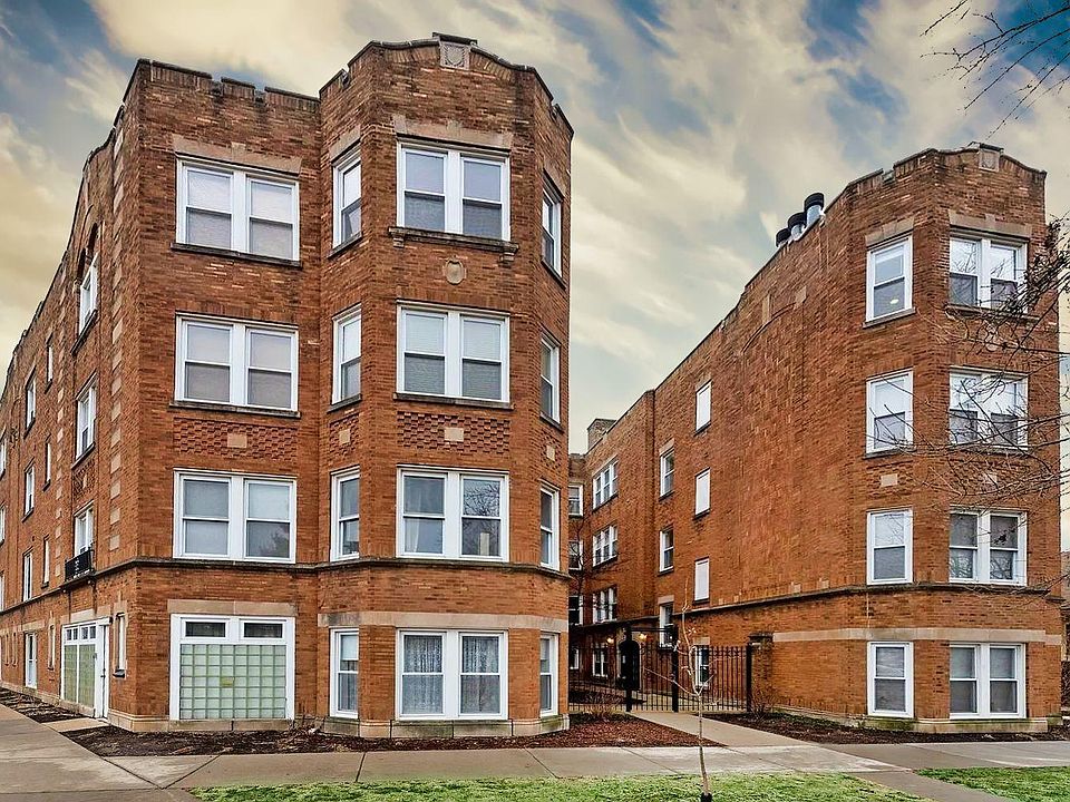 1st image of 2915 W Leland Ave APT 1W