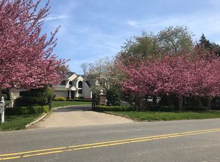 2512 Ramshorn Dr, Wall Township, NJ 08736