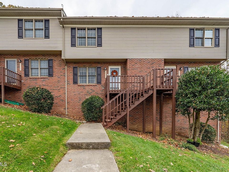 1st image of 2241 Forest Acres Dr