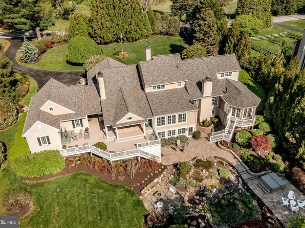 922 Sconnelltown Rd, West Chester, PA 19382