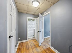 348 Maria Ave