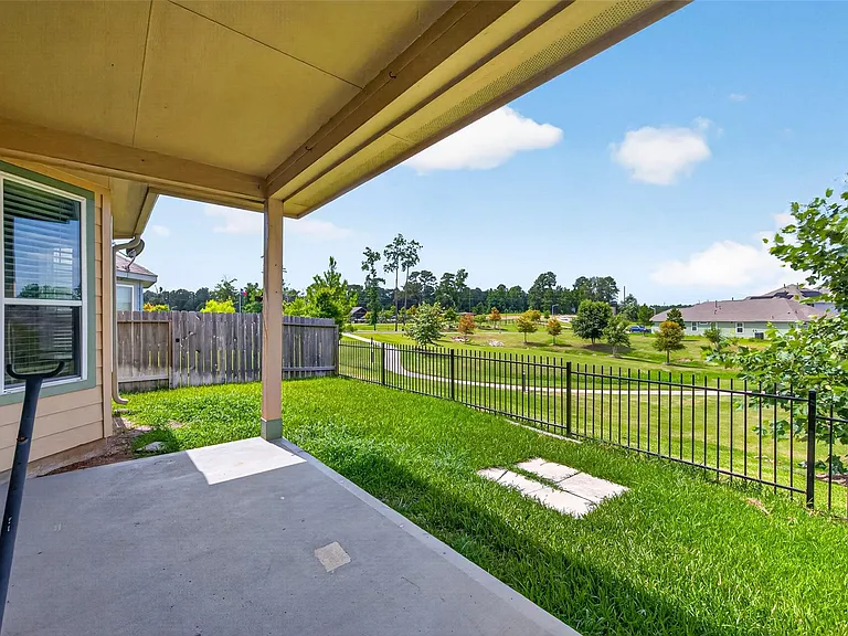 2526 Sturgeon Way — Photo 35