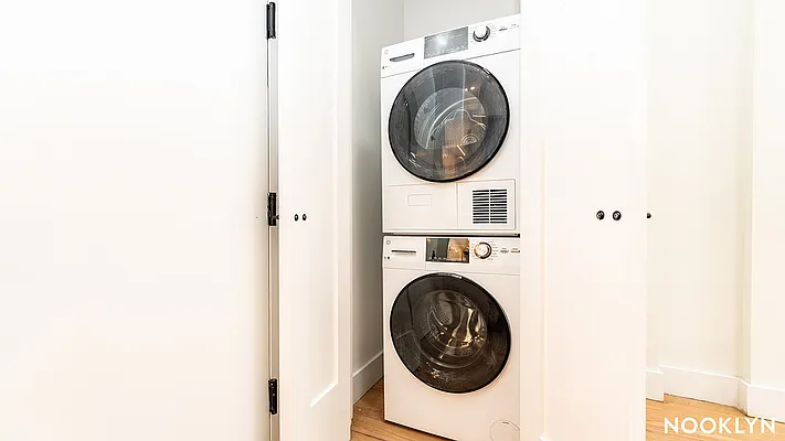 Rented by Nooklyn NYC LLC | media 32