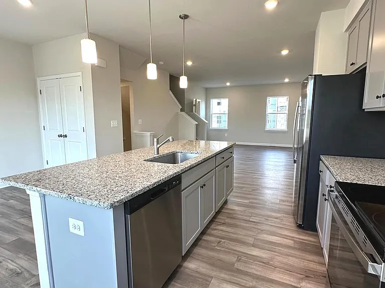 271 Swan Field Ave — Photo 22