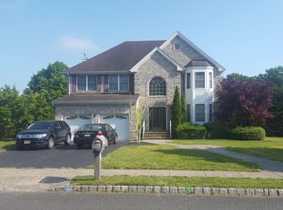 25 Pointe Cir, Jackson, NJ 08527