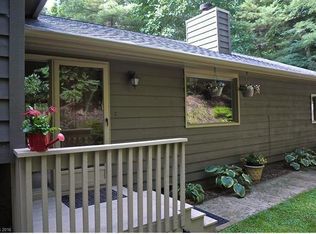 80 Vance Gap Rd, Asheville, NC 28805