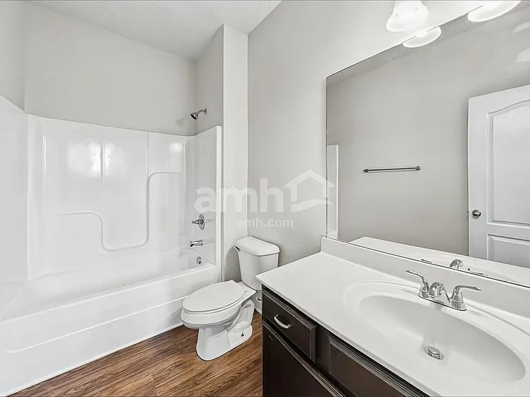 1413 Napa Point W — Photo 15