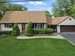 12 Sherman Dr, Garnerville, NY 10923