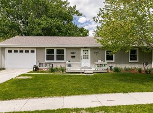 3416 Shamrock Dr, Iowa City, IA 52245