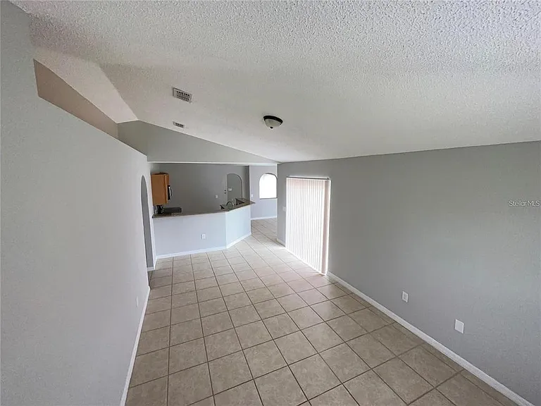 723 Parrot Ct — Photo 21