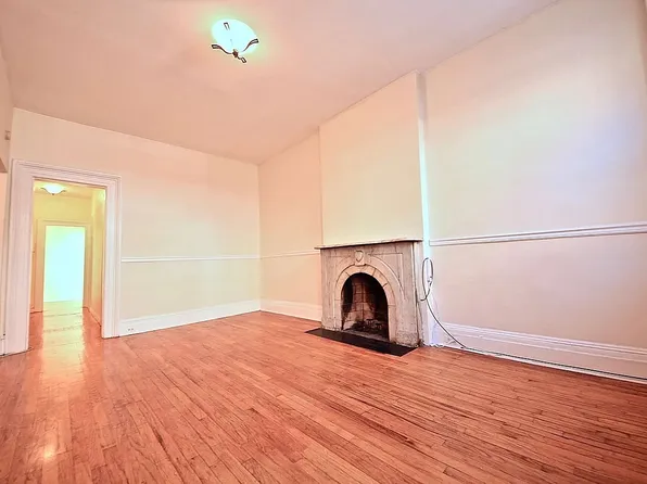 449 West 22nd Street 3 image 1 of 10