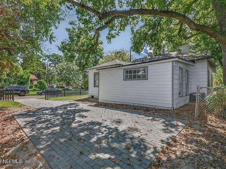 2963 Remington St — Photo 31