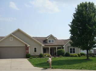 3625 Lakeshore Ct, Greenwood, IN 46143