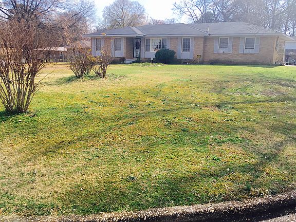 3rd image of 3803 4th Ave