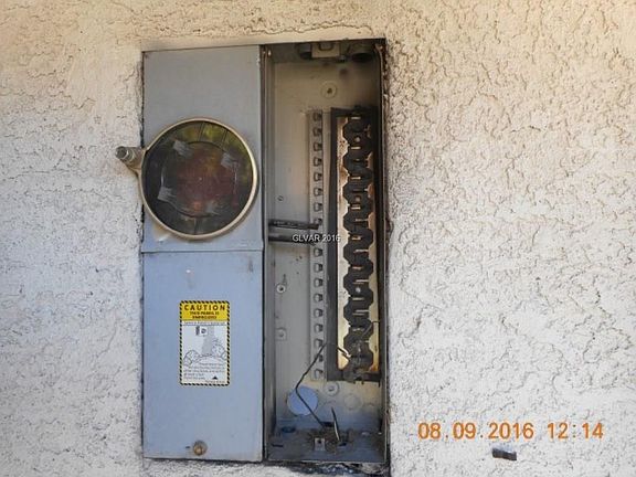 3rd image of 3950 Tatiana St