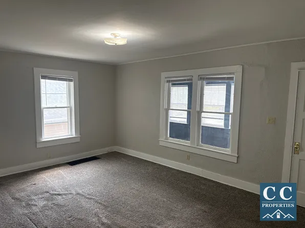 1210 Floyd Blvd, Sioux City, IA 51105